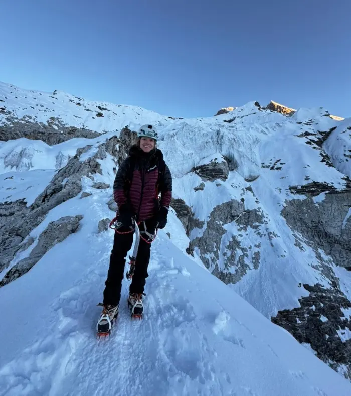 Primera chilena en correr Ama Dablam: Sofía Cofré desafió las cumbres del Himalaya - Fulloutdoor