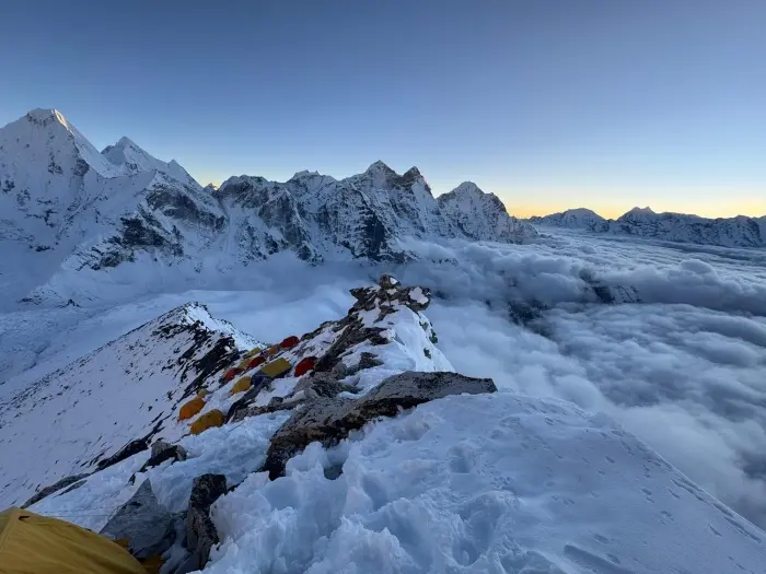 Primera chilena en correr Ama Dablam: Sofía Cofré desafió las cumbres del Himalaya - Fulloutdoor